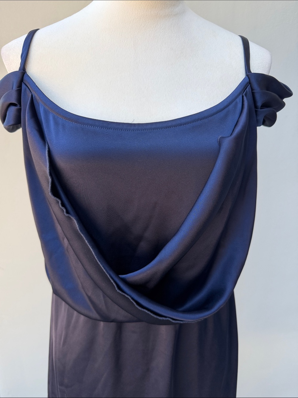 ST JOHN Navy Blue Cold-Shoulder Draped Cross-Over Satin Cocktail Dress Size 10 - Picture 3 of 10